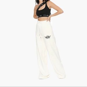 Ivory Boys Lie flare sweatpants size large